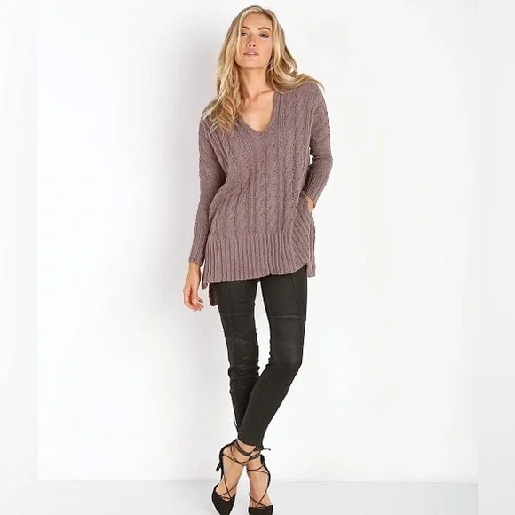 Free People easy cable knit sweater in mushroom - Picture 2 of 5